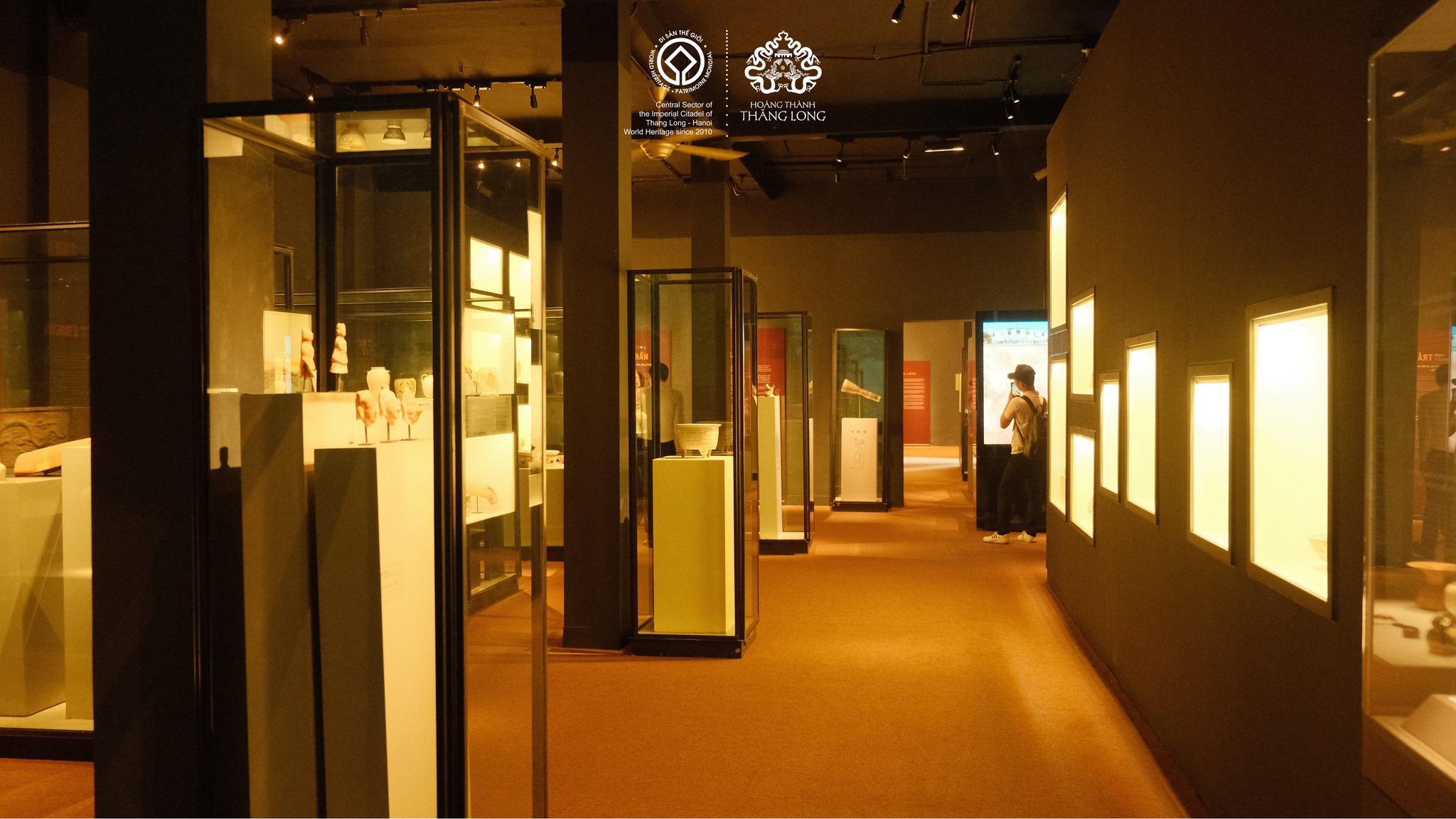Every corner here at the Imperial Citadel of Thang Long has a very interesting historical piece of information, waiting for you to explore!