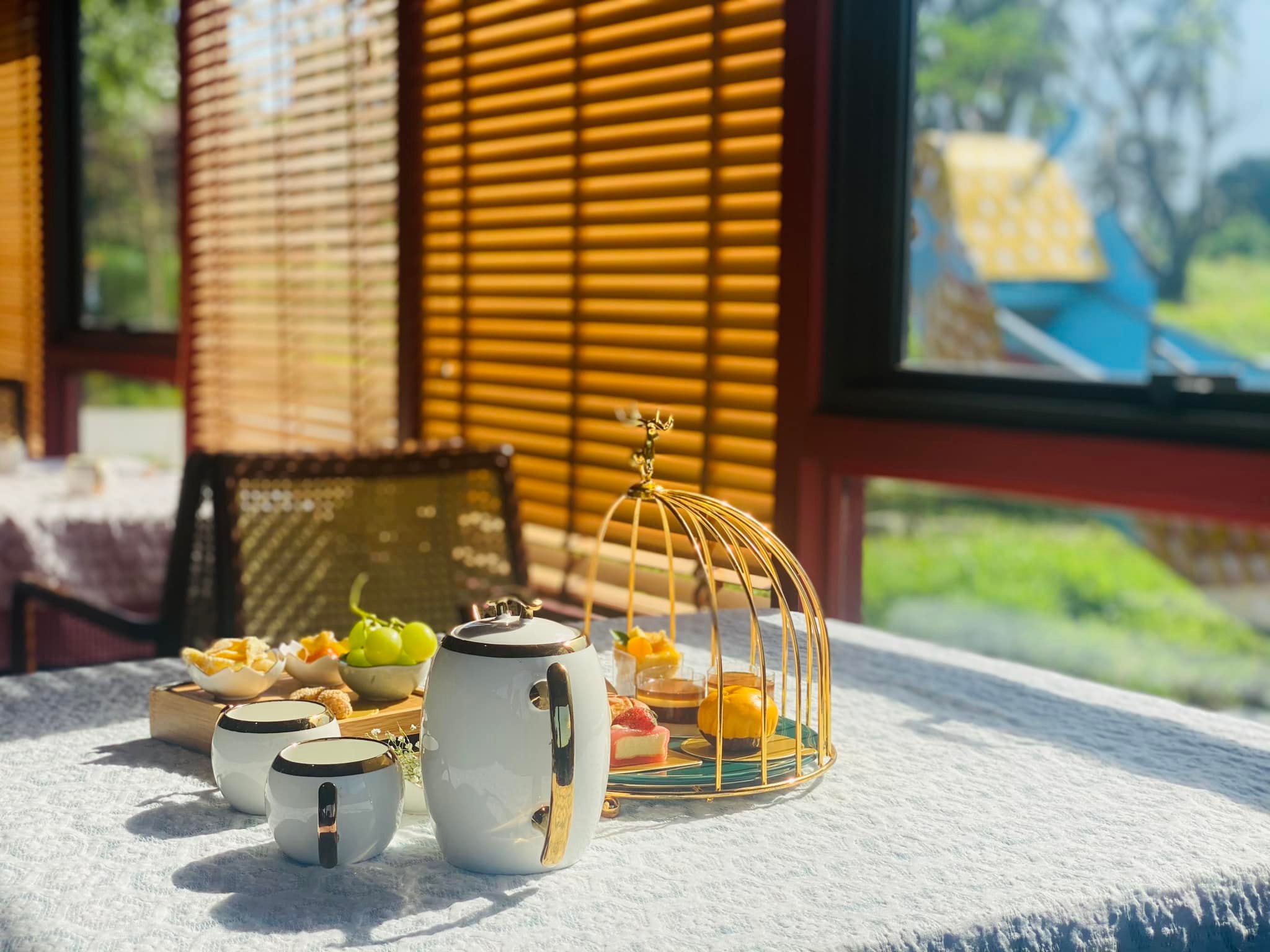 Afternoon Tea Perfume River Sunset Cruise Experience in Hue City