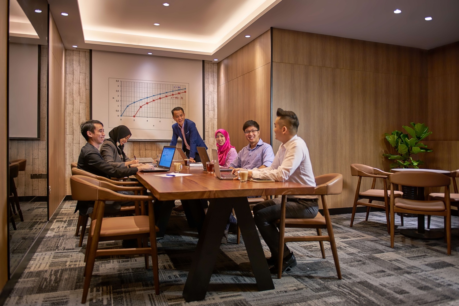Tips Menikmati Kuala Lumpur International Airport Plaza Premium Lounge